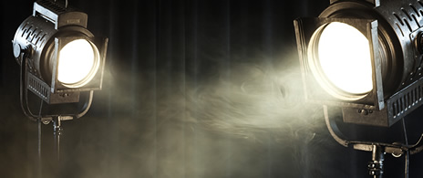 Innuendo - Queen Familia Refugio